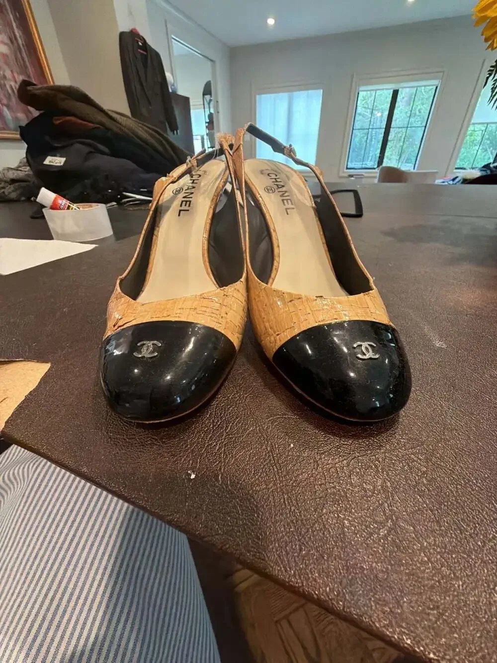 Chanel Coated Cork Black Patent Leather CC Cap-Toe Slingback Pumps 42 READ